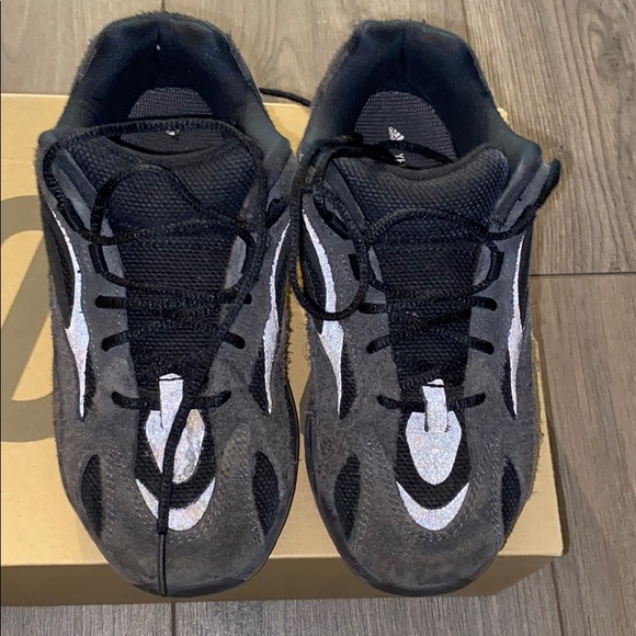 yeezy boost 700 for kids